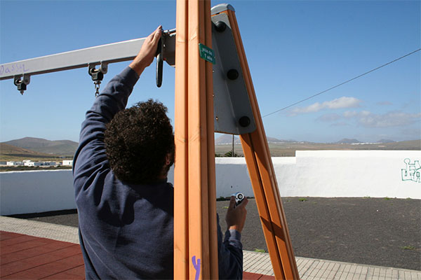 juego infantil: columpio